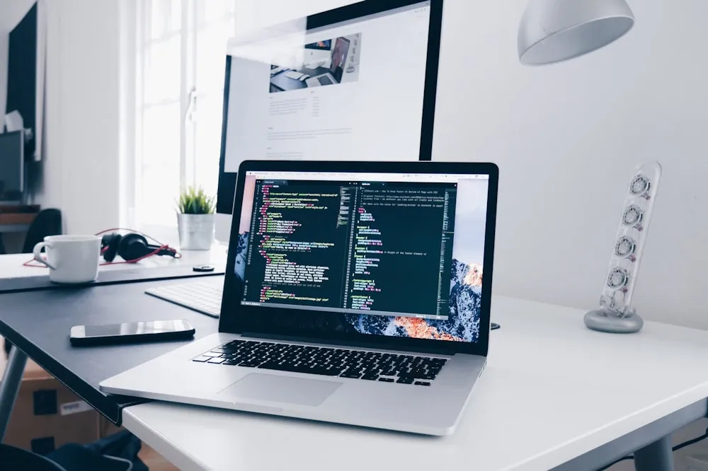 Ecommerce Web Design: Why Speed Outperforms Flash